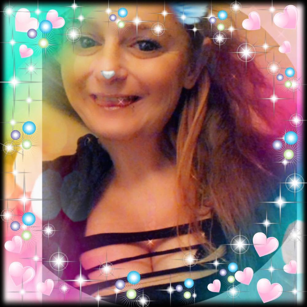 Meet your Posher, Ambur